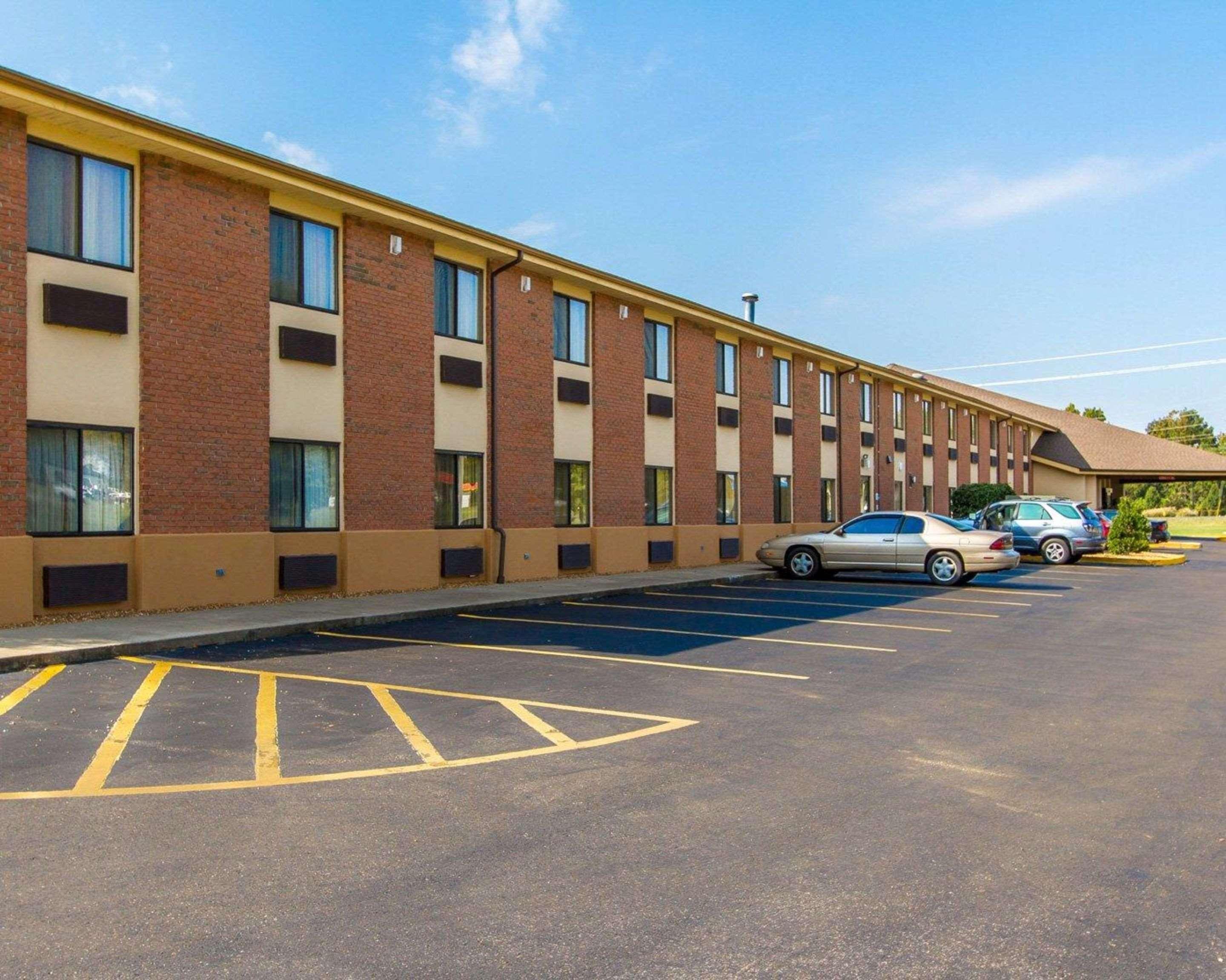 Quality Inn Murray University Area Eksteriør bilde